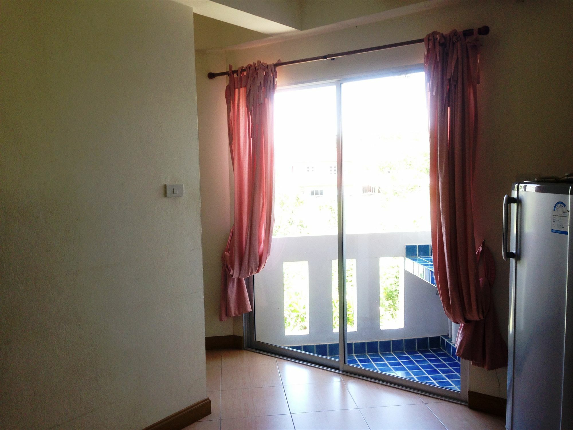 Aparthotel Yanadin Service Bang Saen