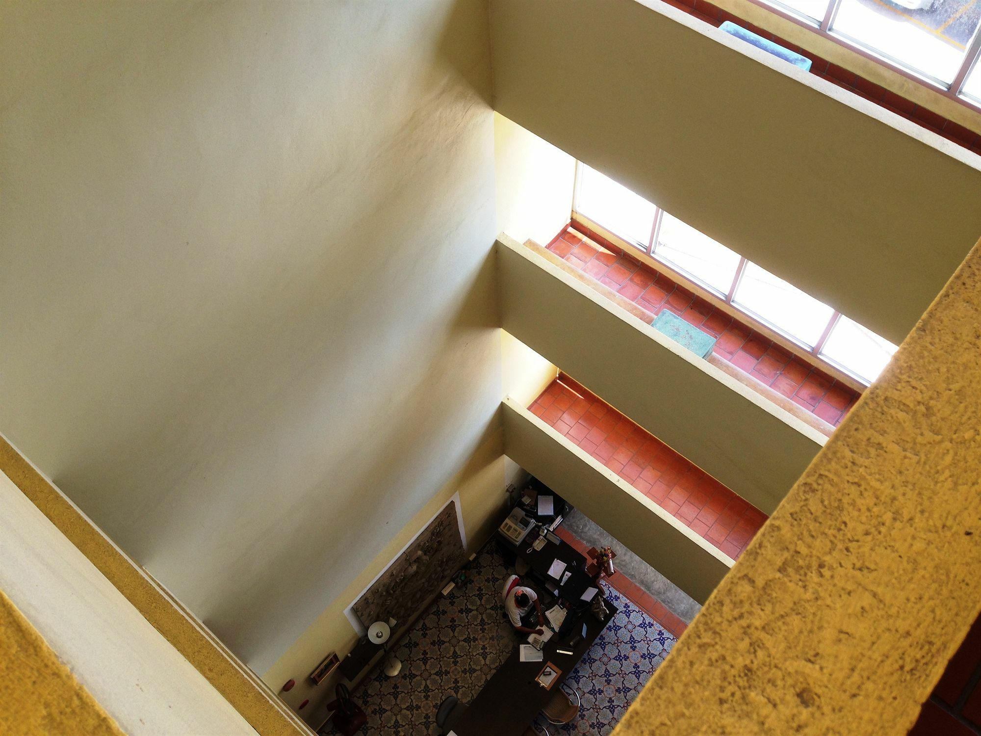 Yanadin Service Aparthotel