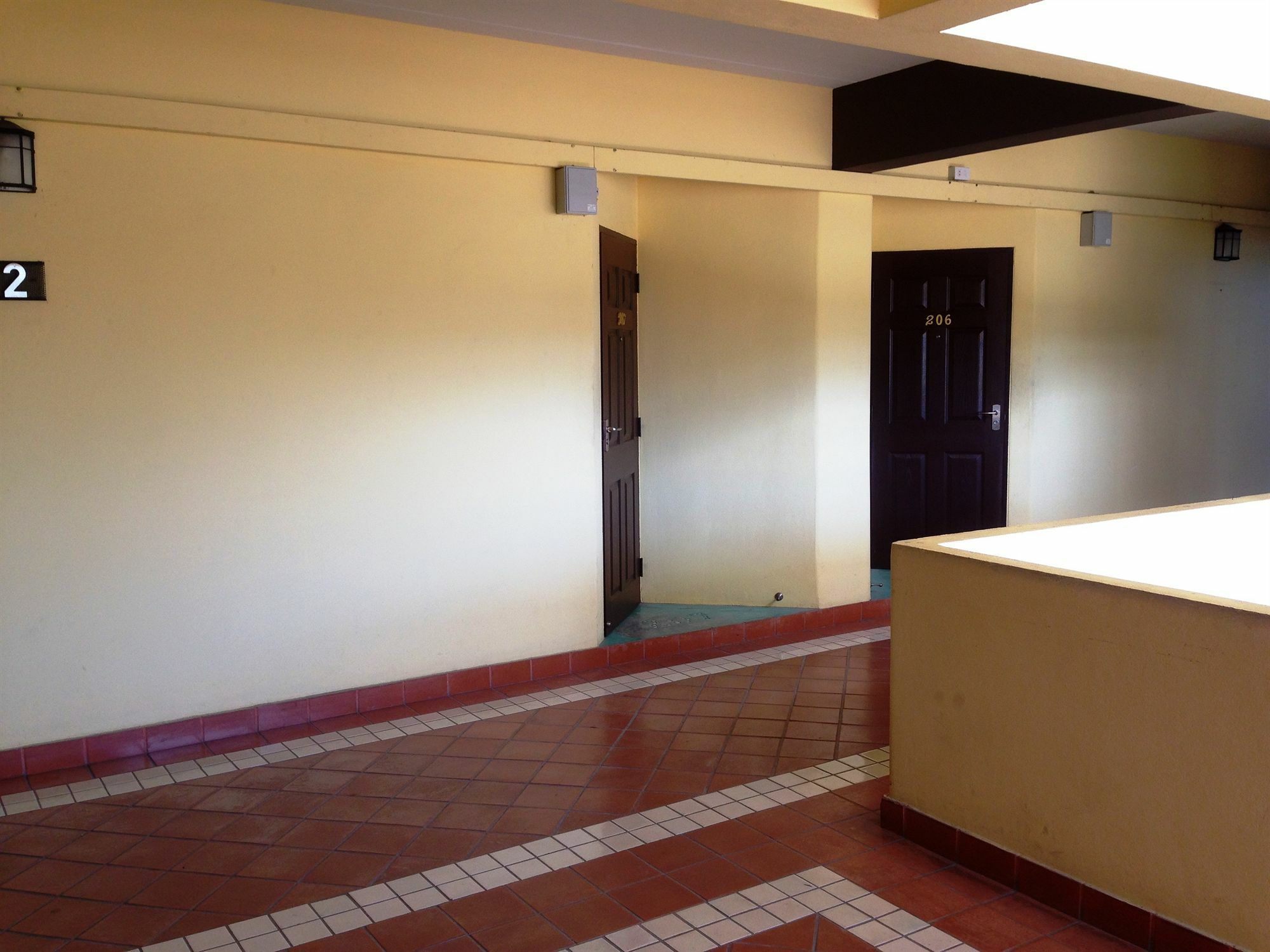 Aparthotel Yanadin Service Bang Saen