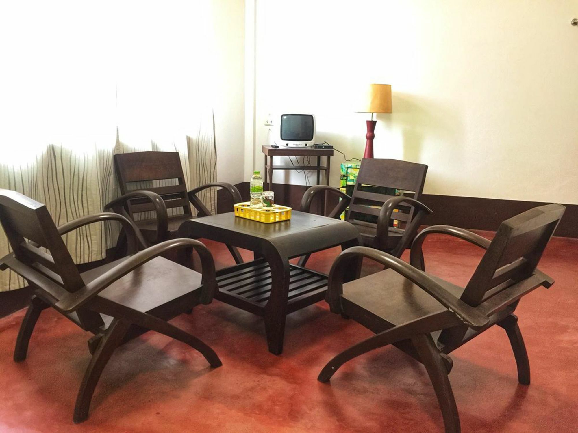 Baan Phangnga Beds And Bakery Guest house 2*