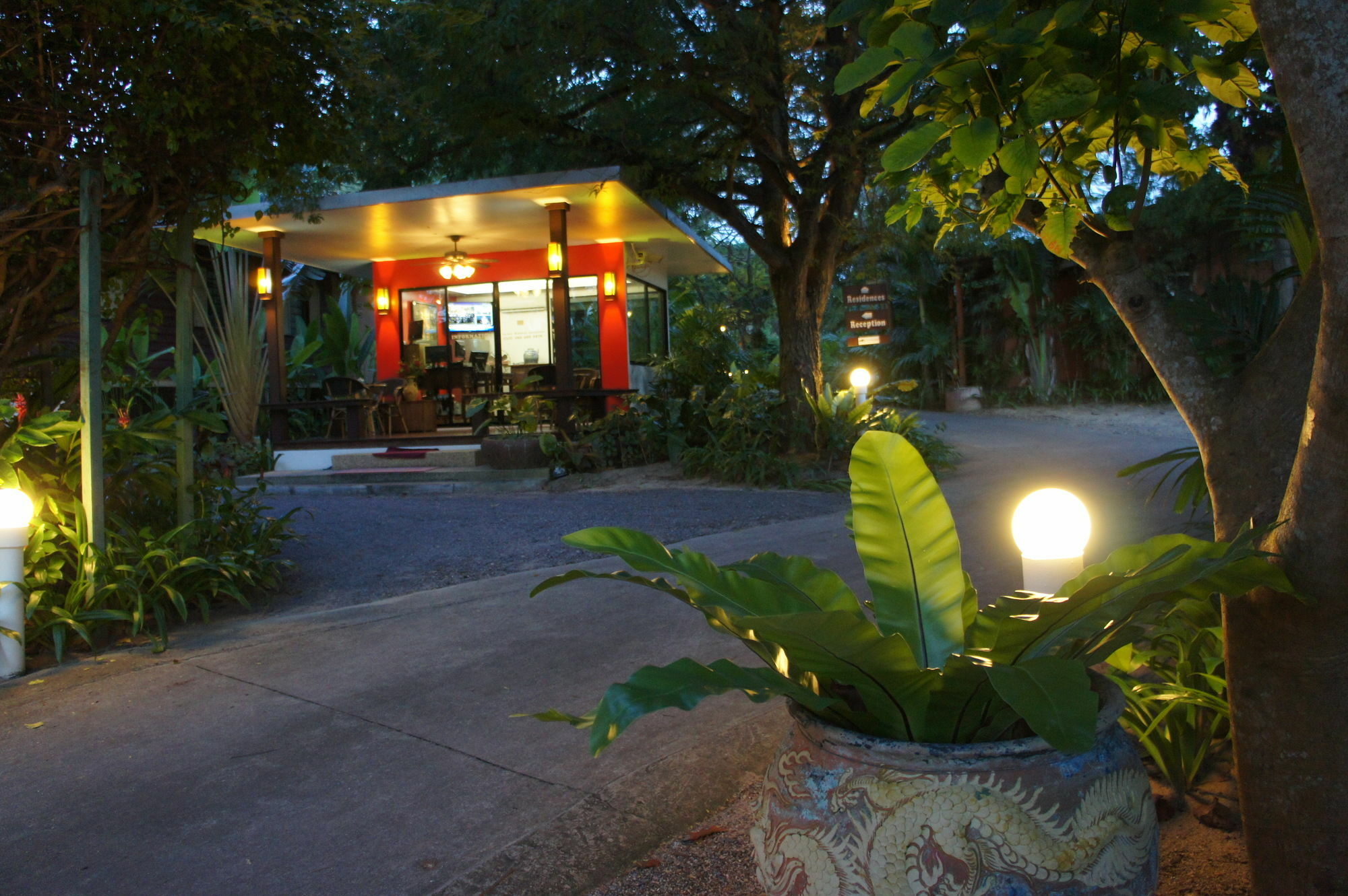 Palm Village Resort Rawai