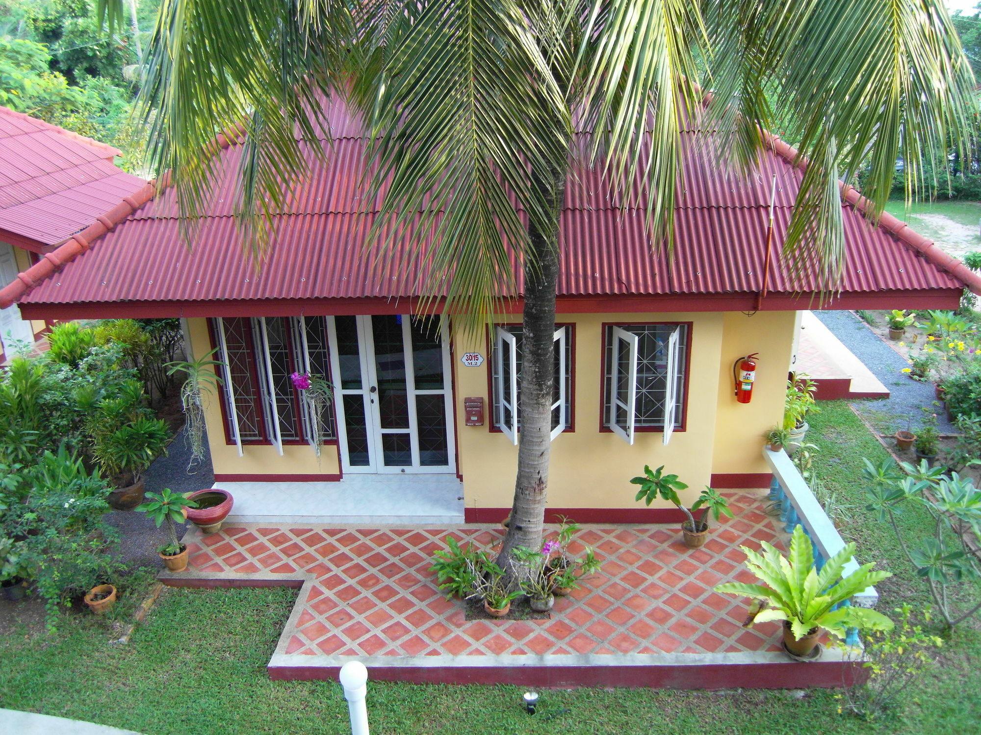 Palm Village Resort 3*