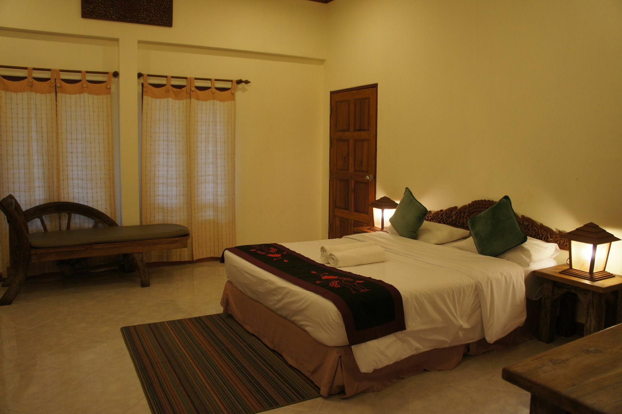 Resort Palm Village Rawai