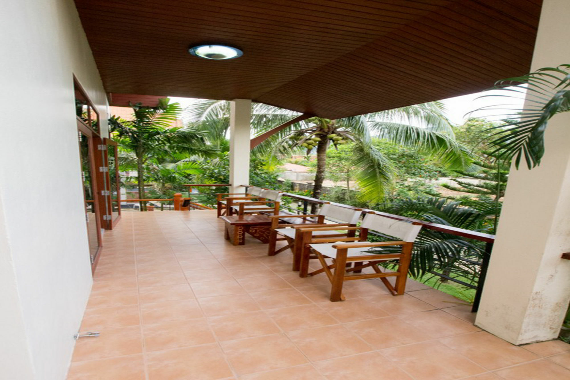 Aisawan Apartment *