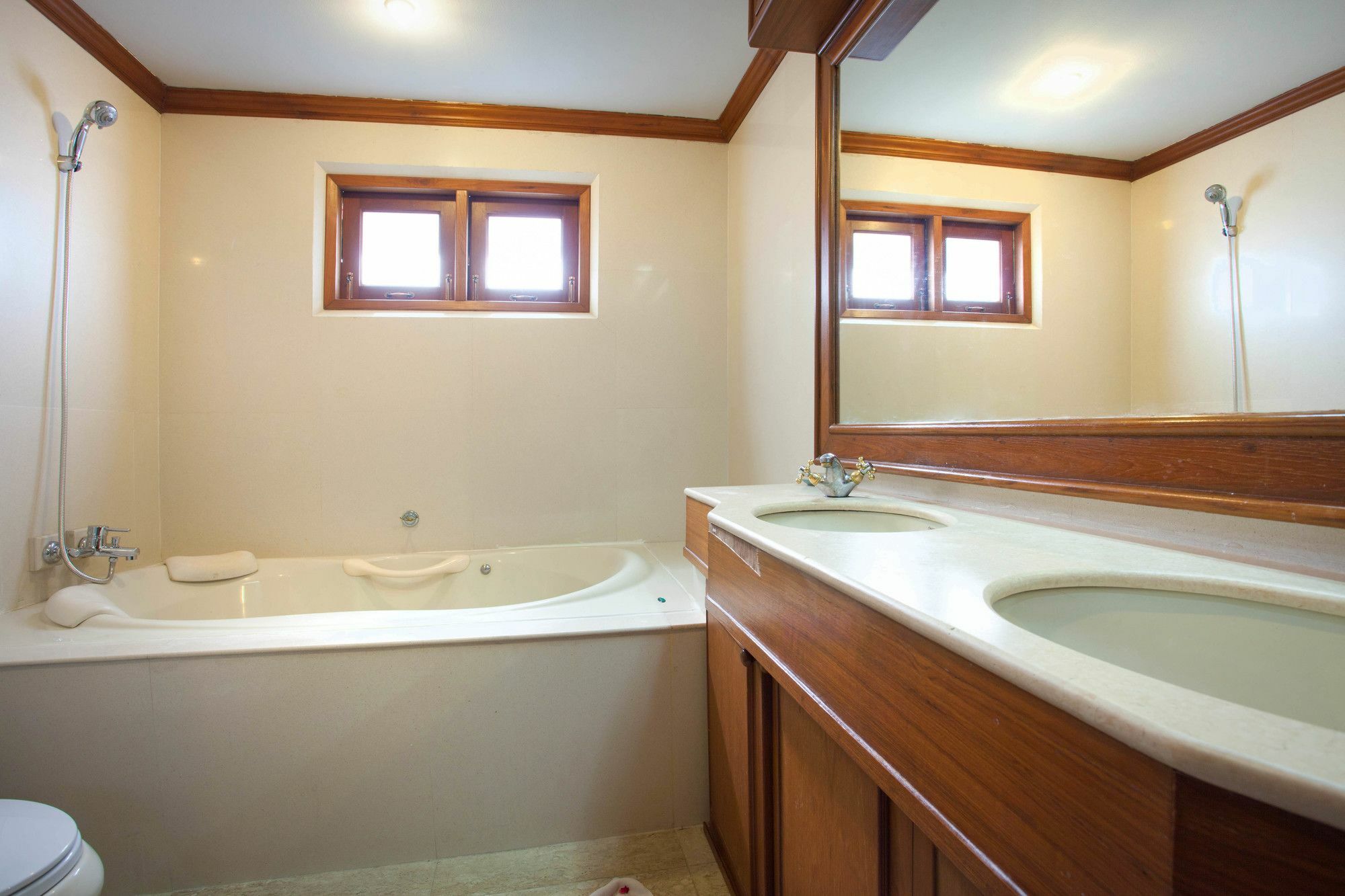 Villa Baan Yin Dee *