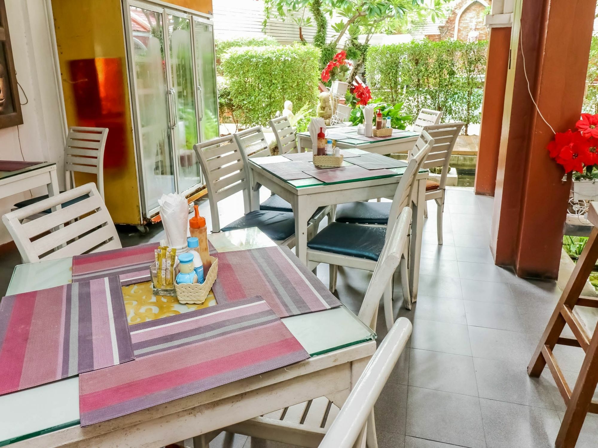 Hotel The Lokal Phuket 3*
