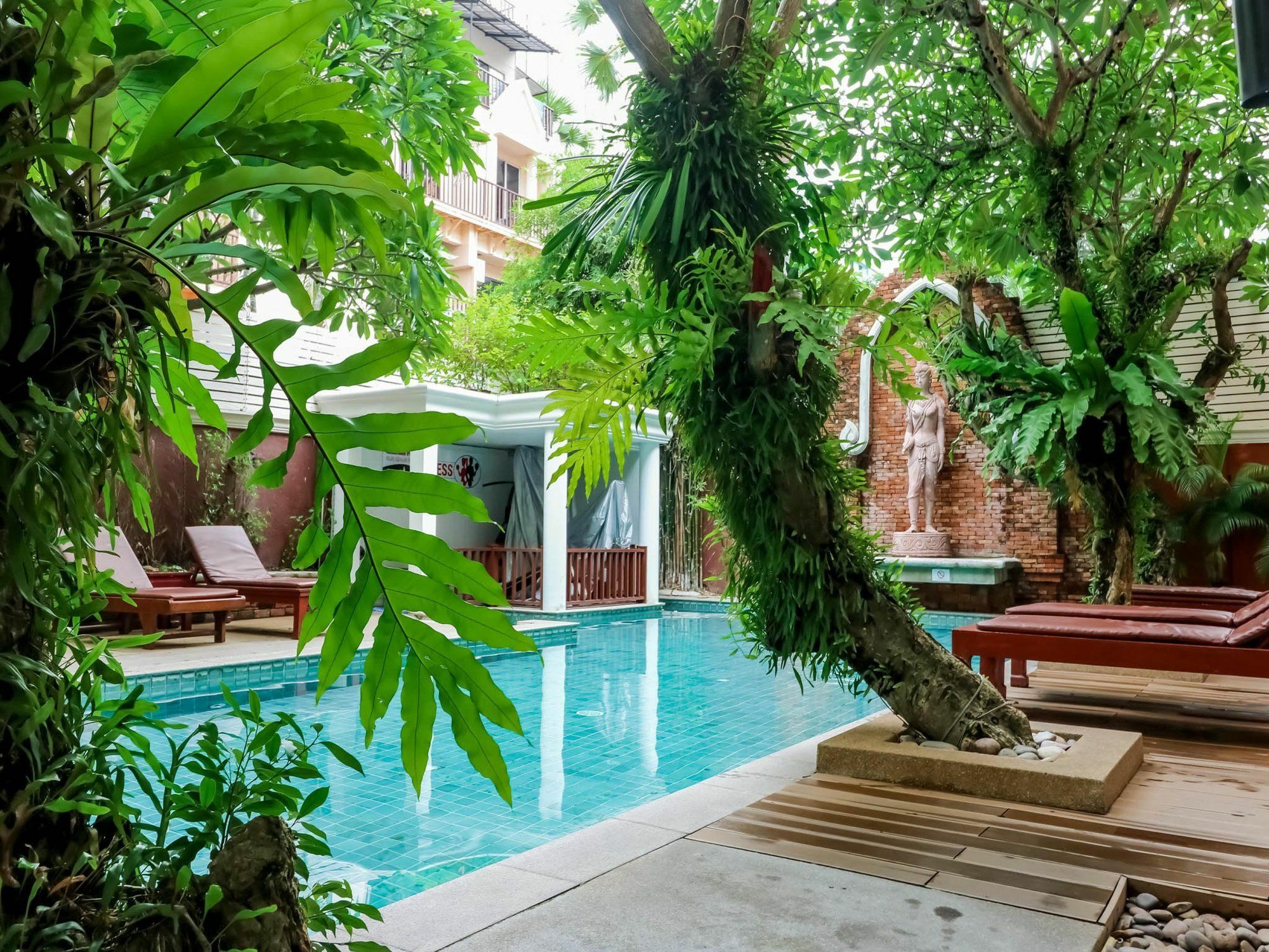 Hotel The Lokal Phuket