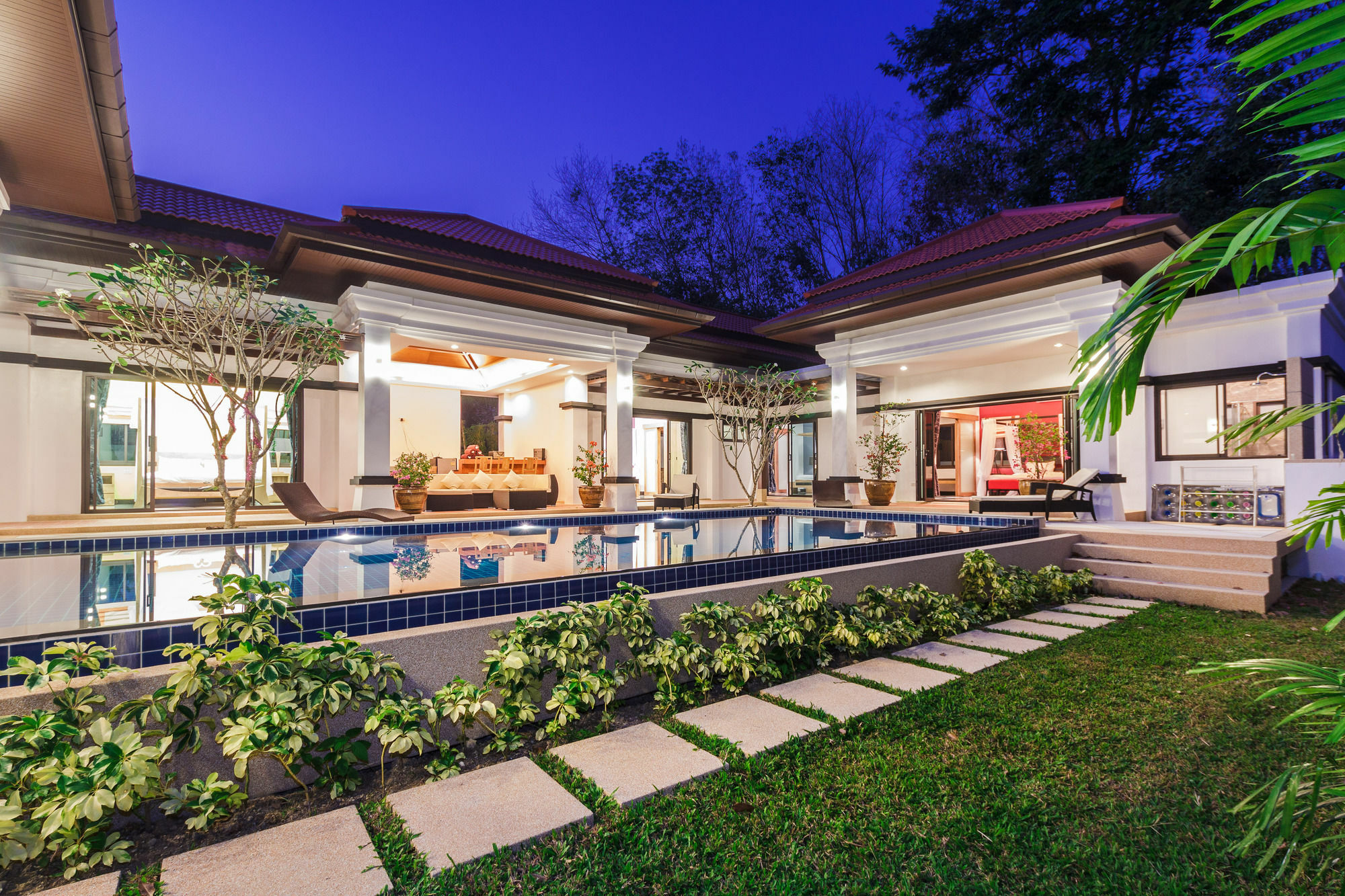 Pousada Jewels Phuket *