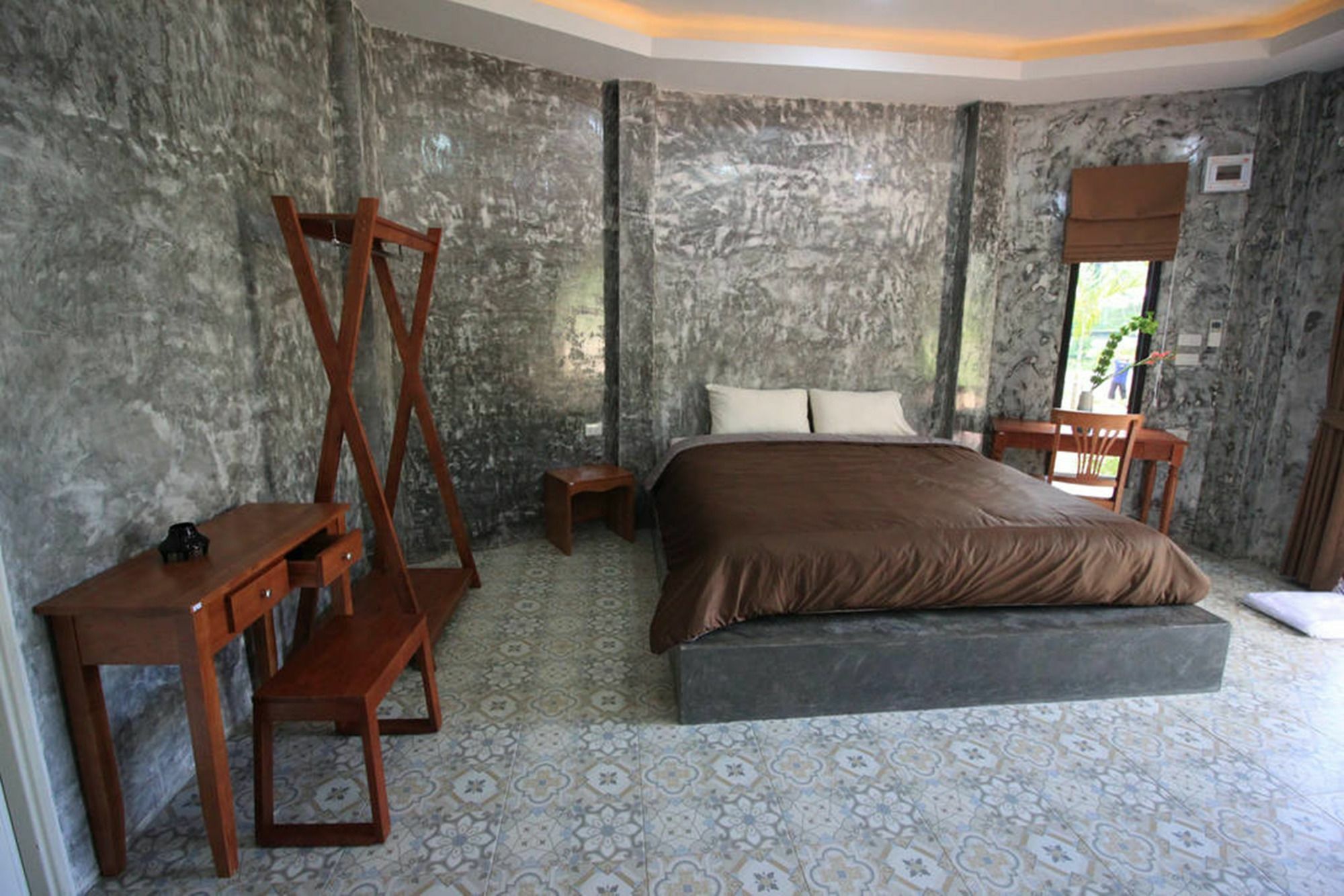Tree Guest house