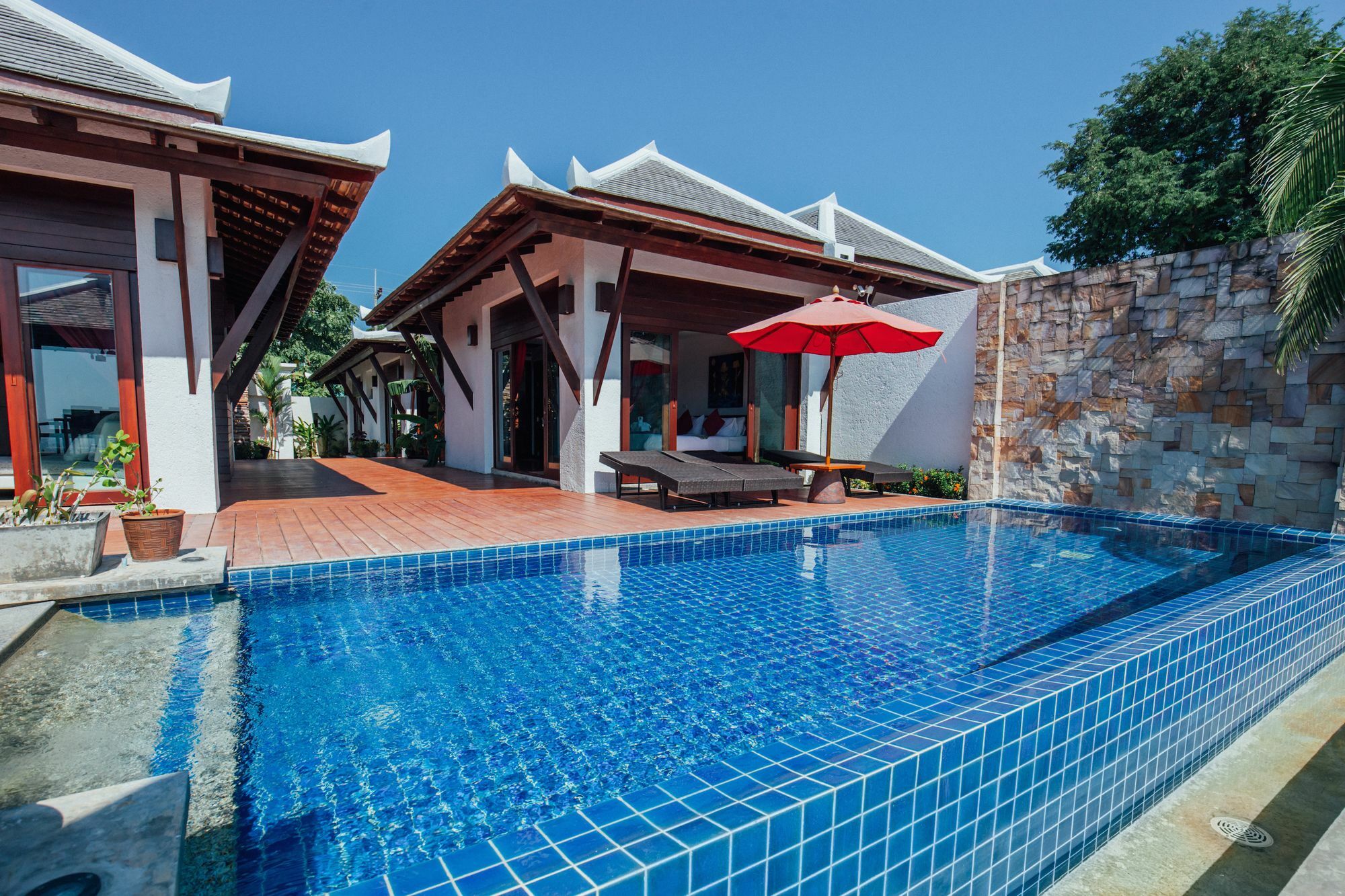 Thai Island Dream Estate 3*