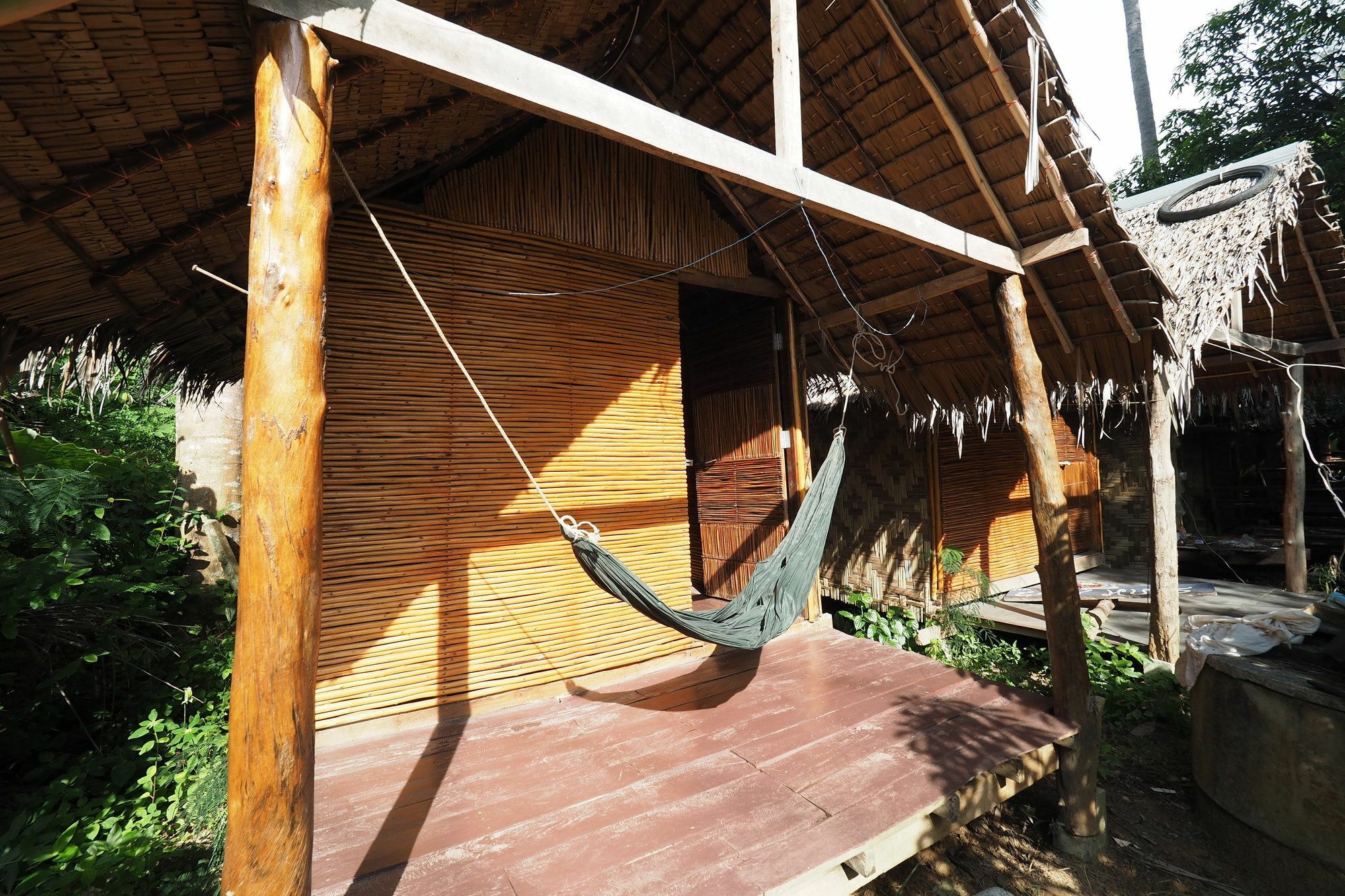 Easy Huts Koh Lanta