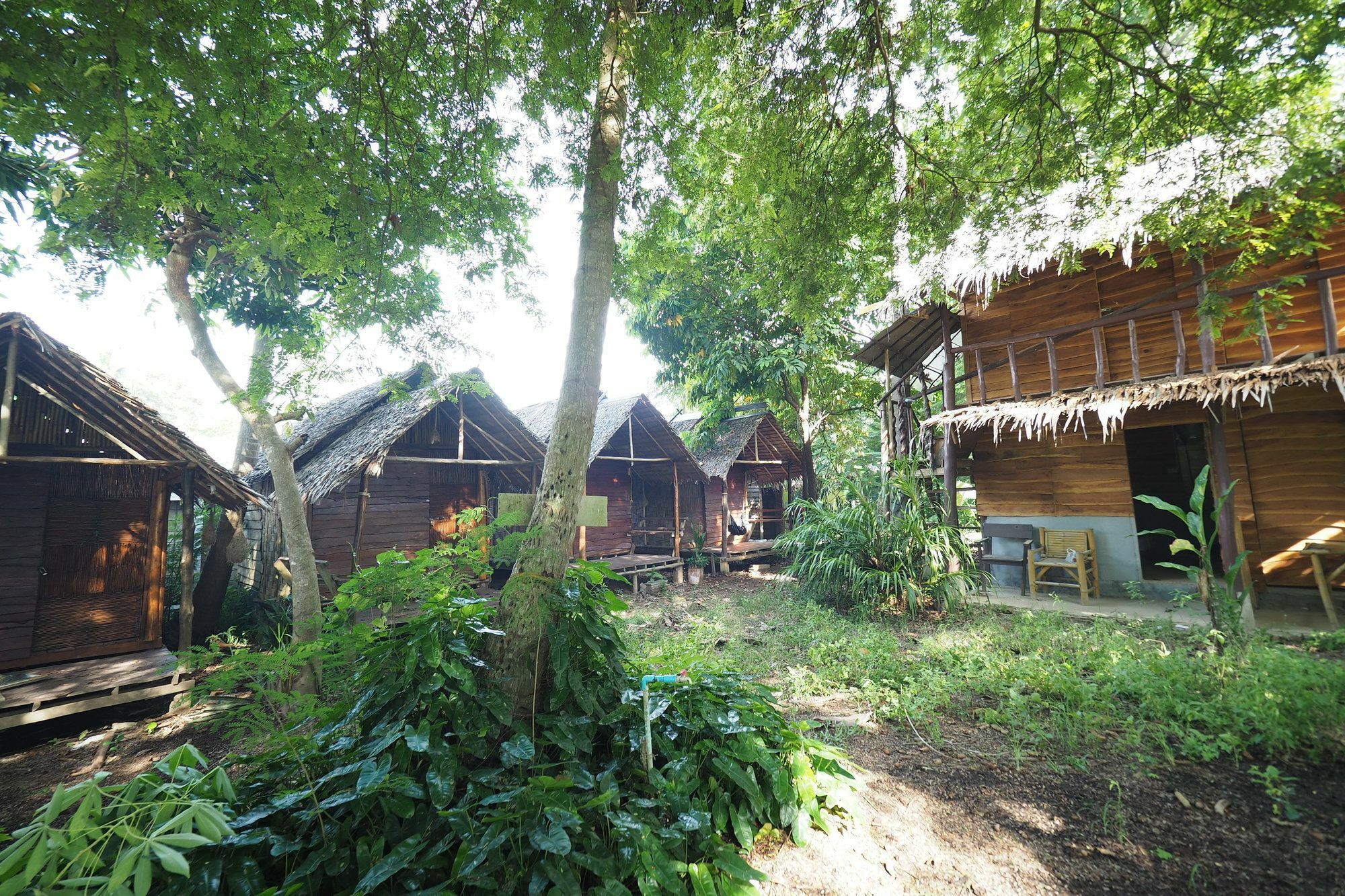 Easy Huts 2*