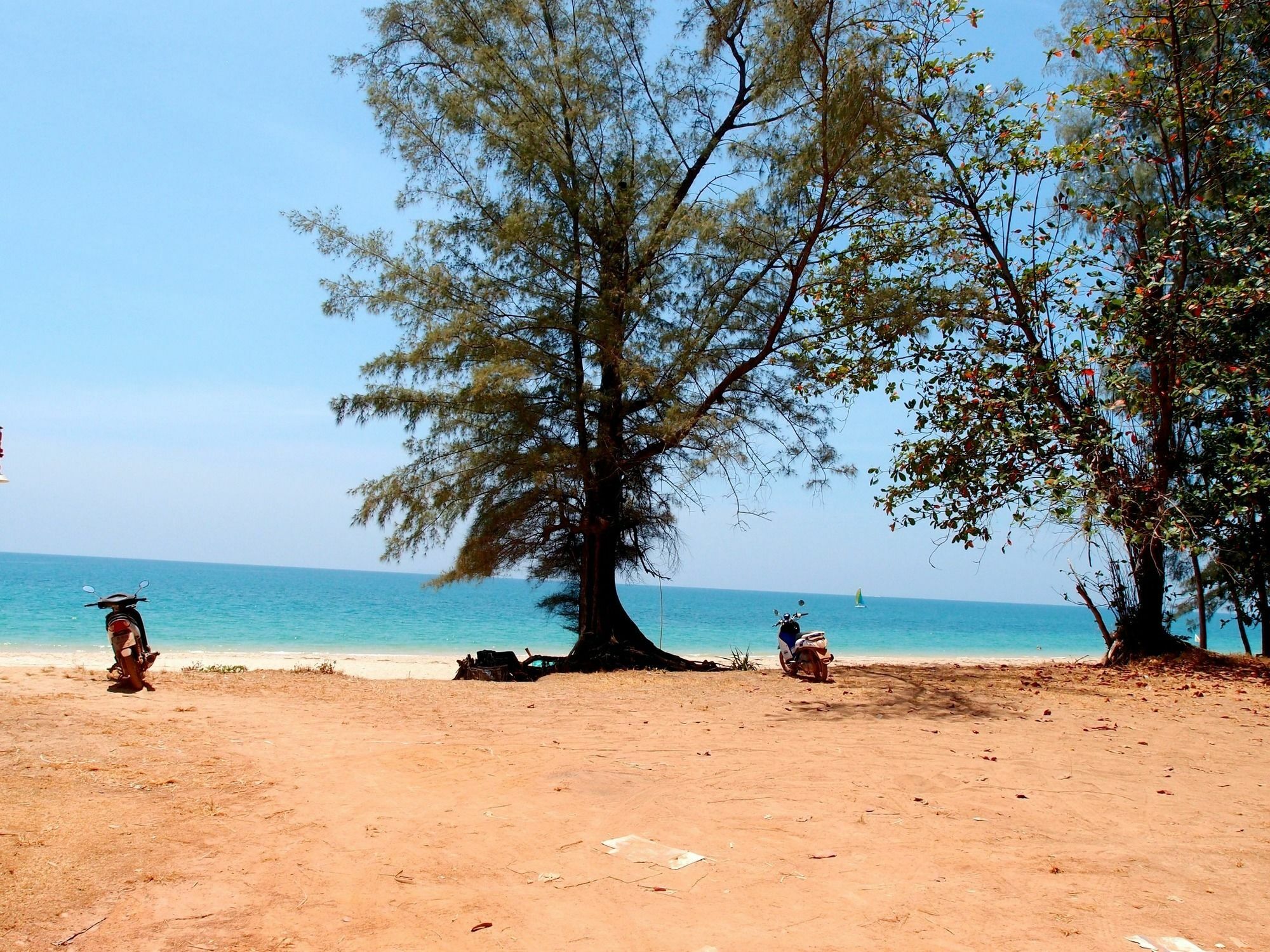 Raven Blue Koh Lanta
