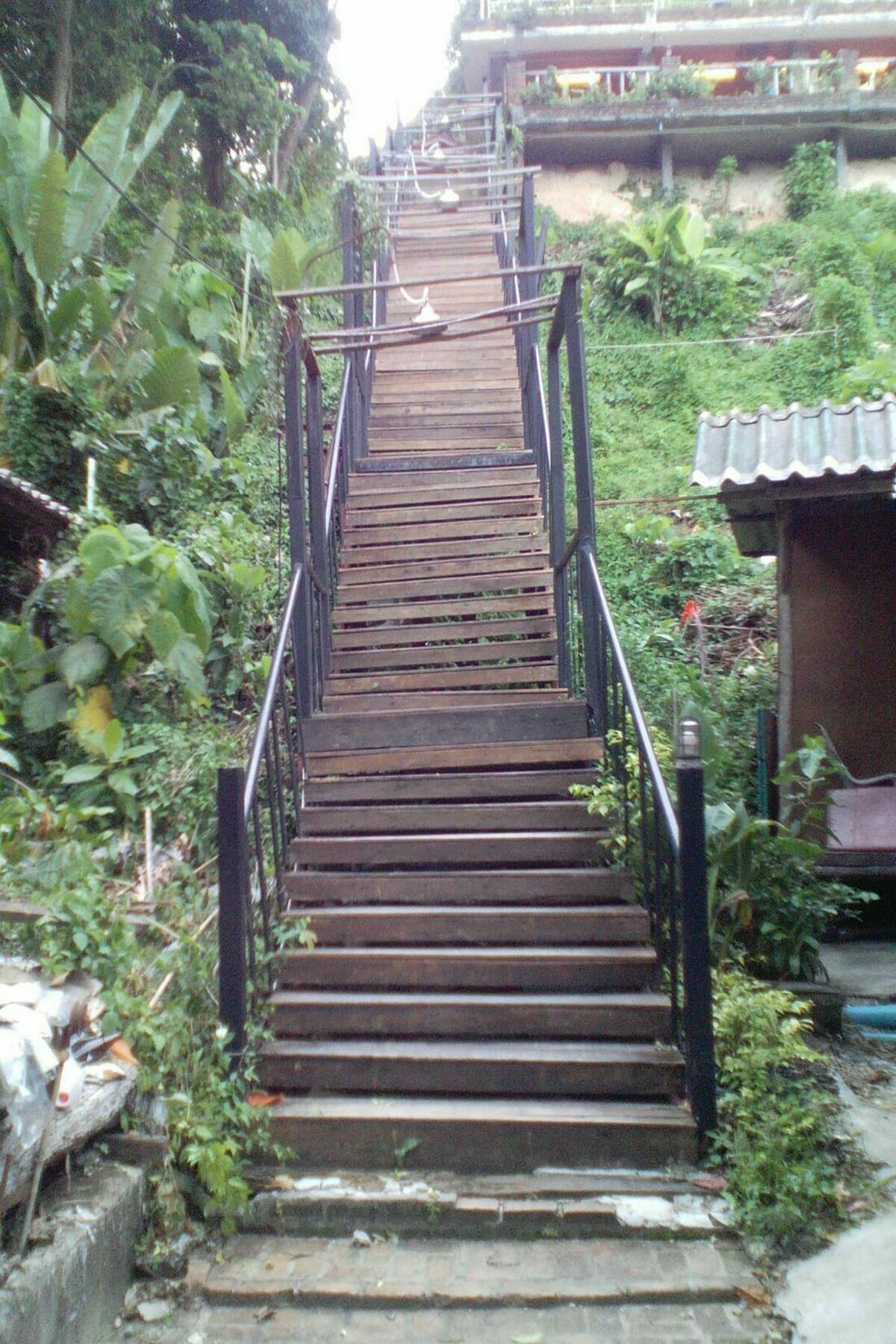 Resort Blanco Hideout - Youth 18 To 35 Only