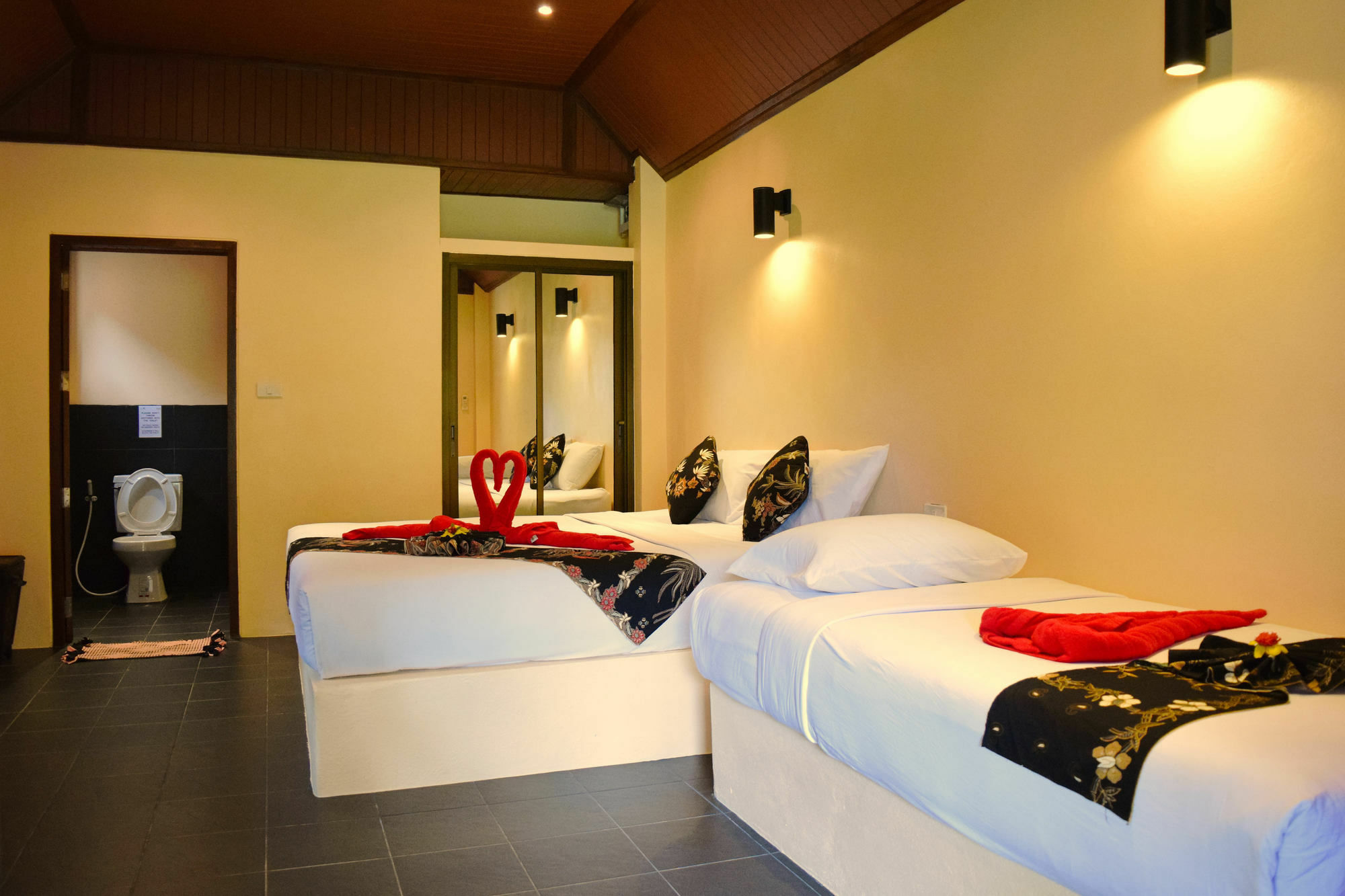 Lanta Pearl Resort