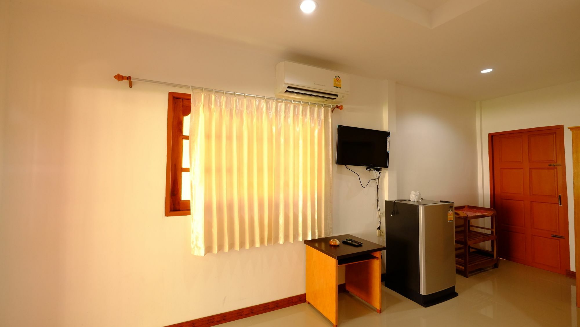 Guest house Lanta Together 2*