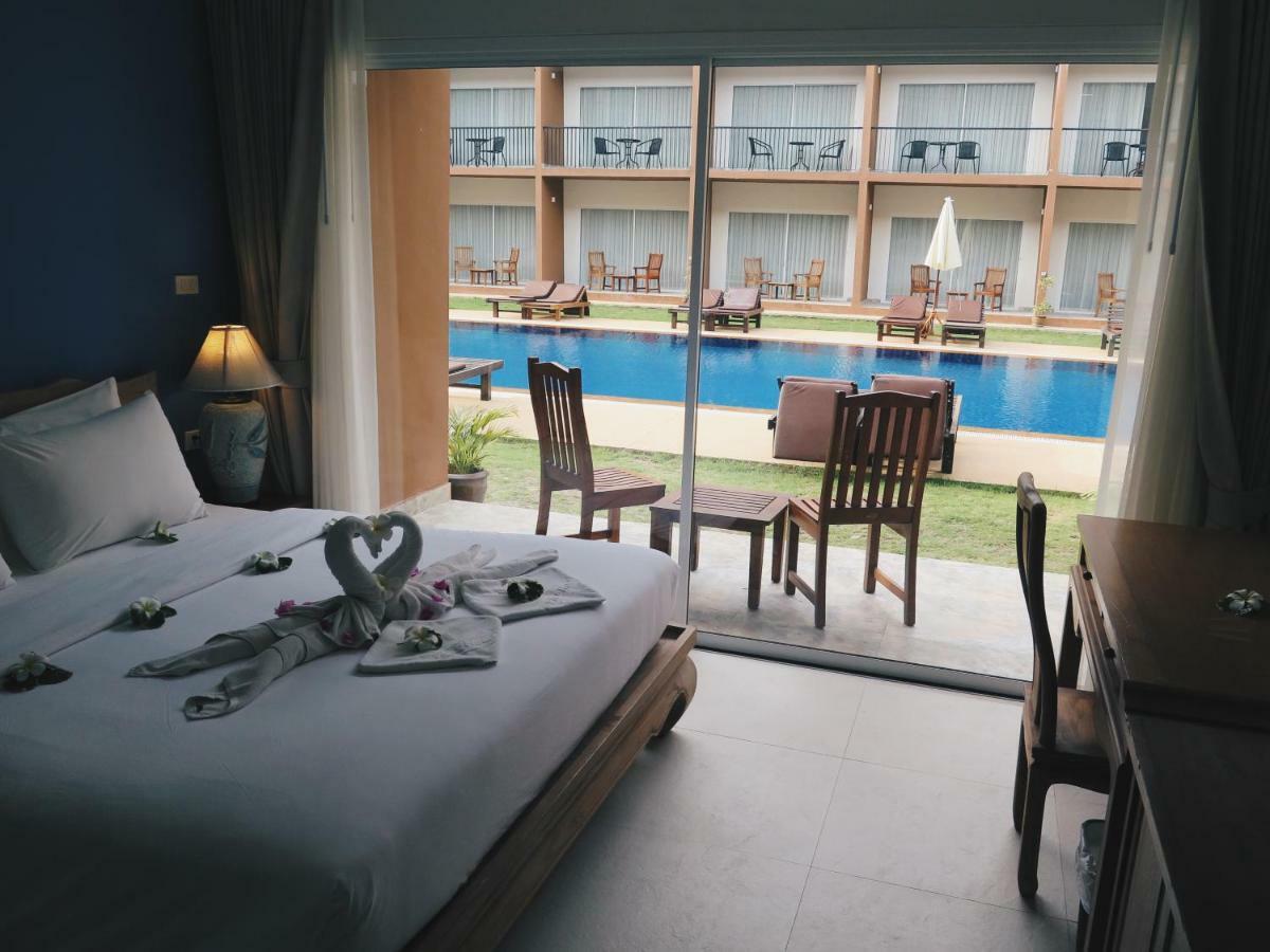 Hotel The Teak Chaweng 4*