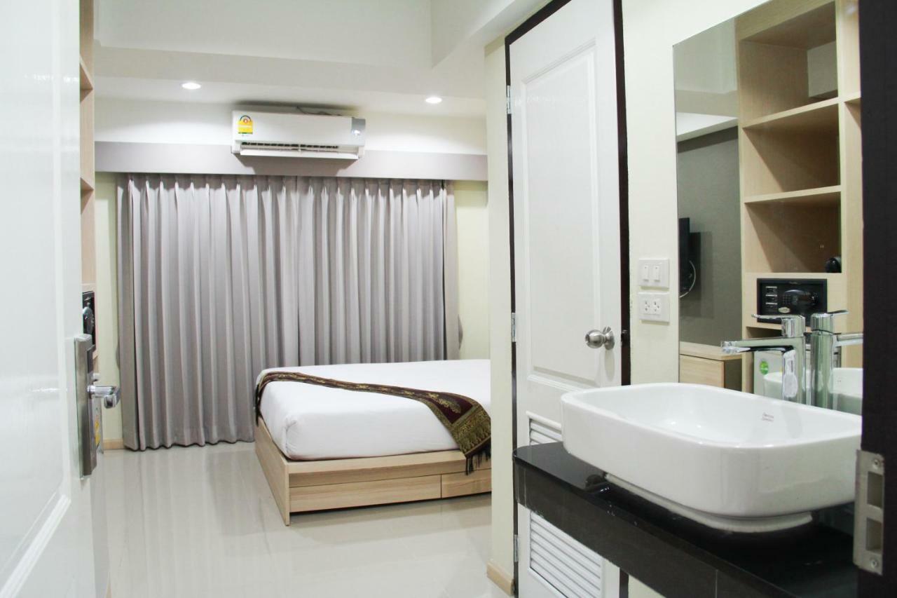 Hotel La Porte 3*