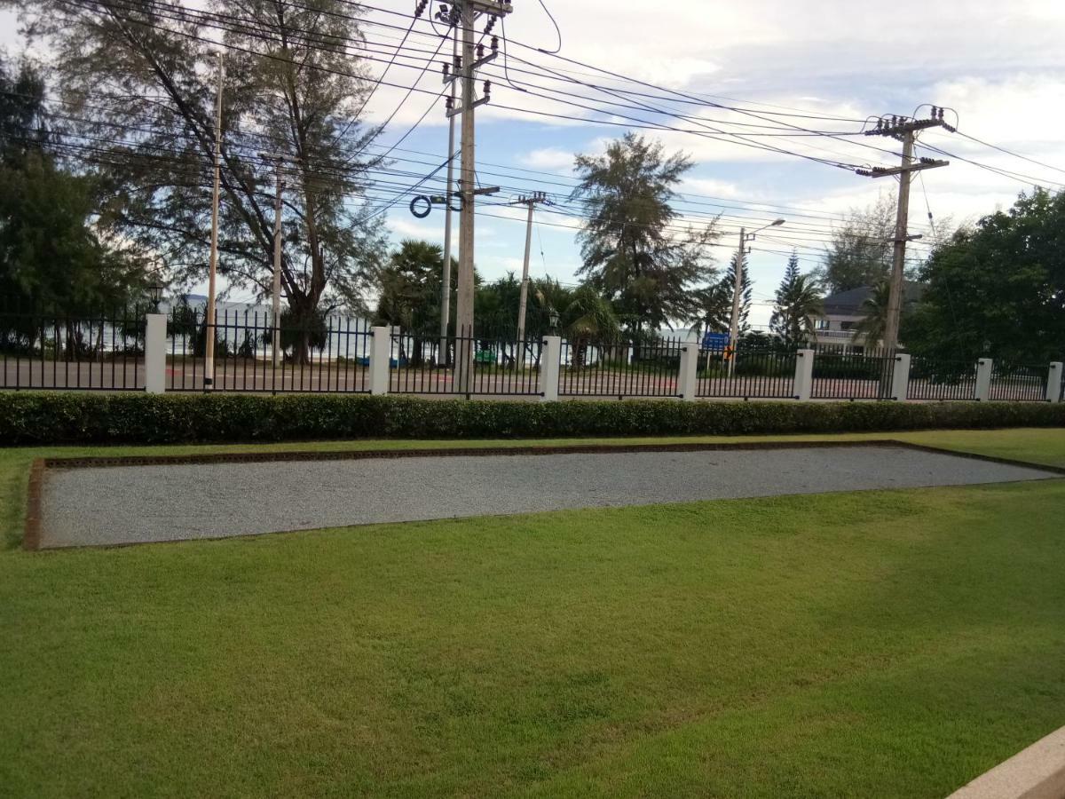 Seaview B15 Apartment