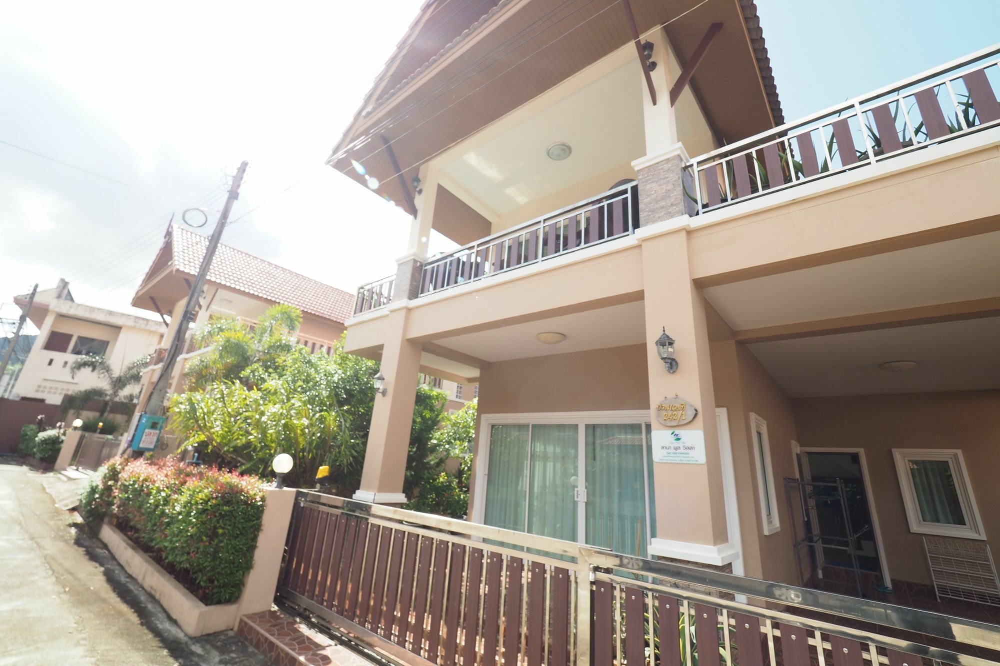 Lana Pool Villa Ban Klong Haeng
