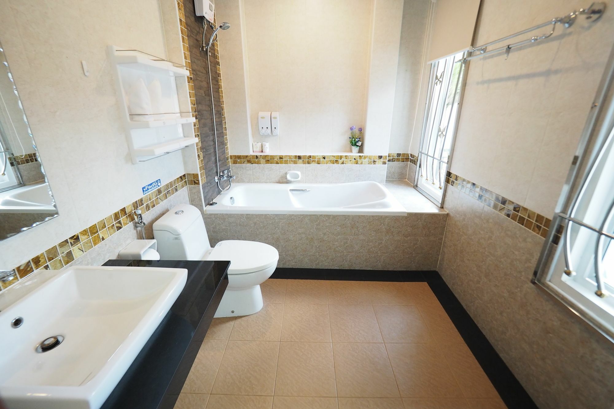Lana Pool Villa Ban Klong Haeng