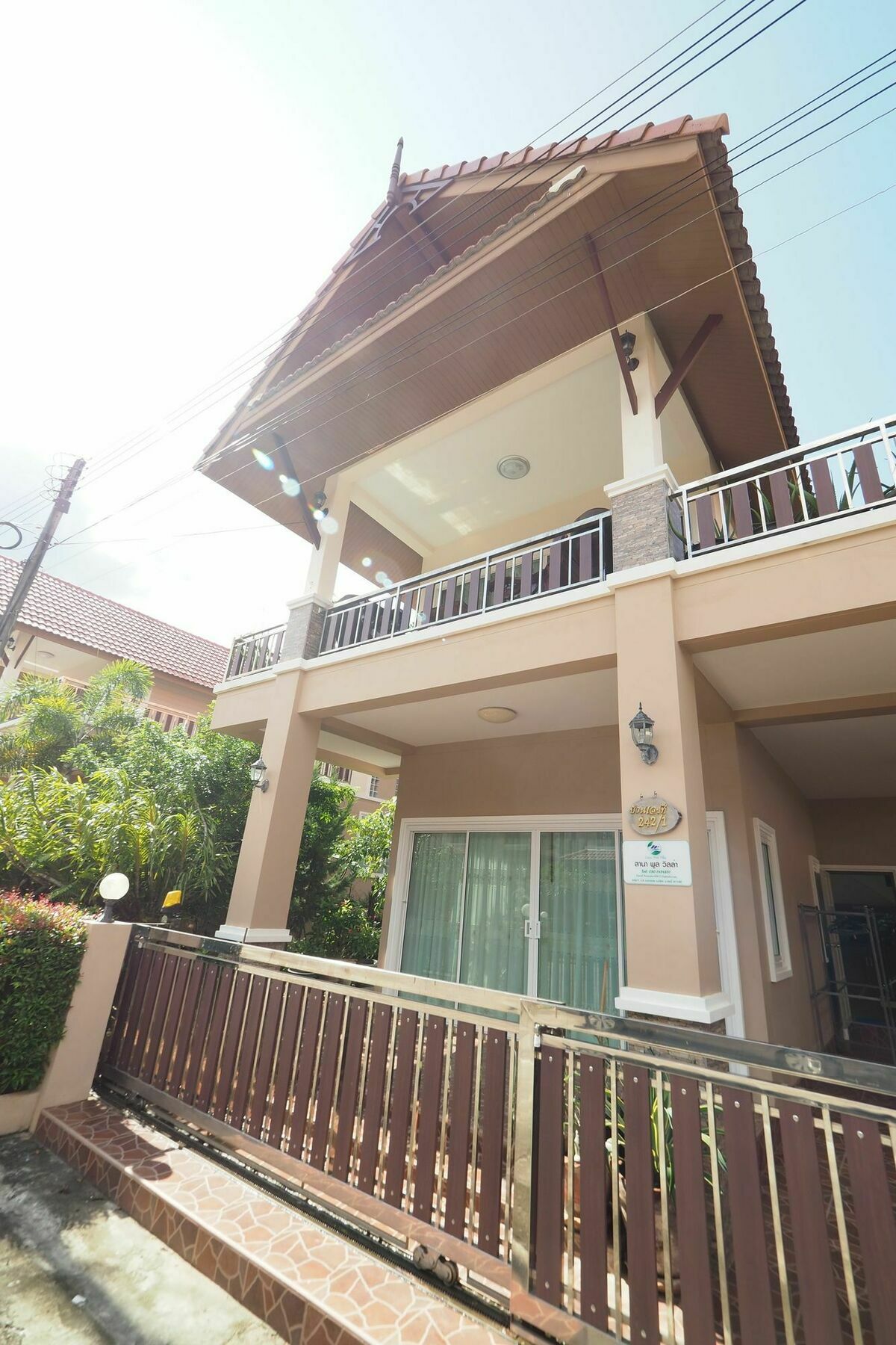 Lana Pool Villa Ban Klong Haeng