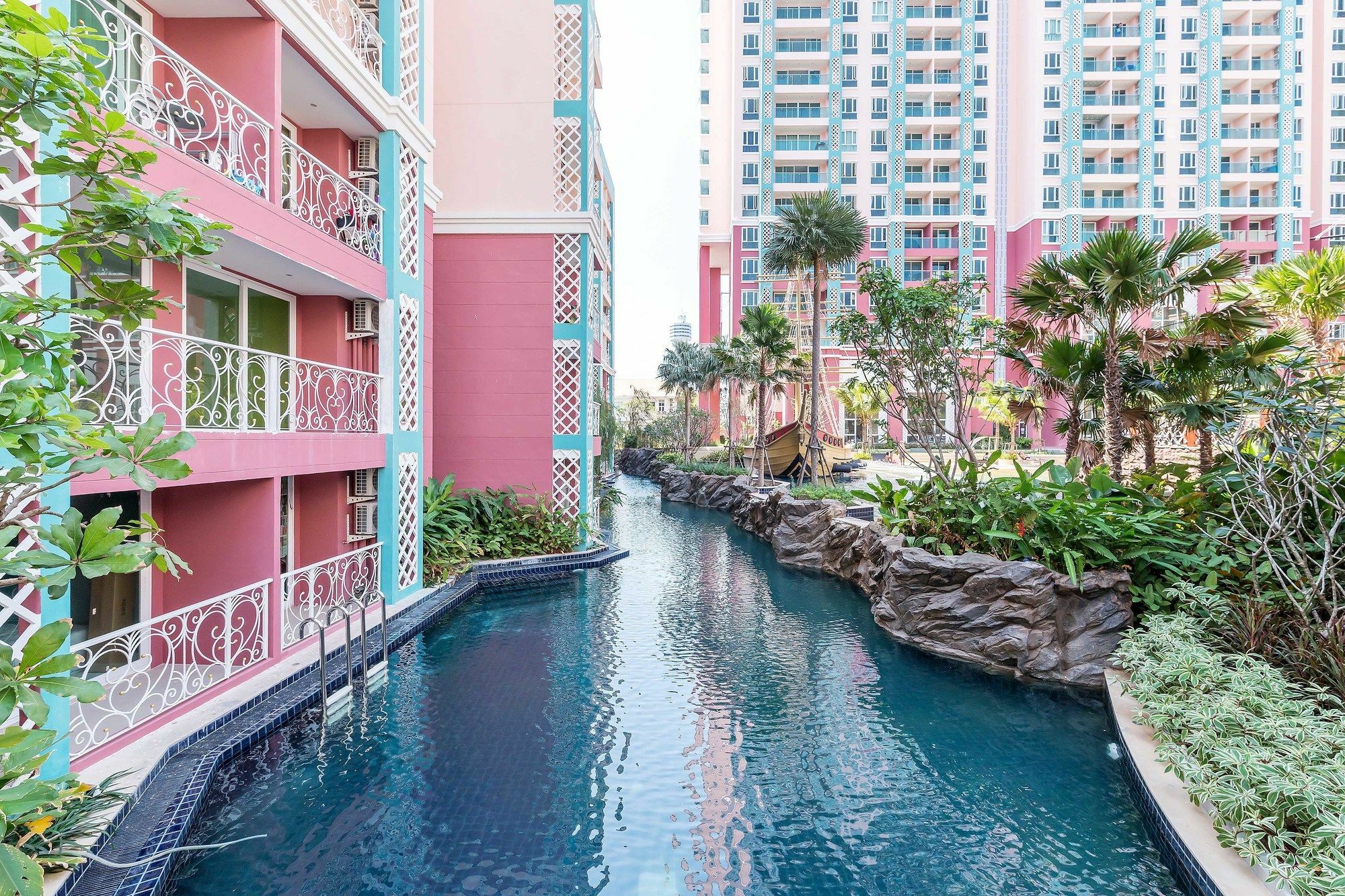 Apartment Grande Caribbean By Favstay