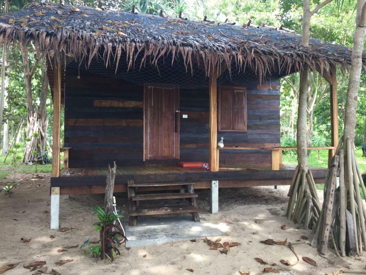 Cocobar&bungalow'kohjum Casa de hóspedes *