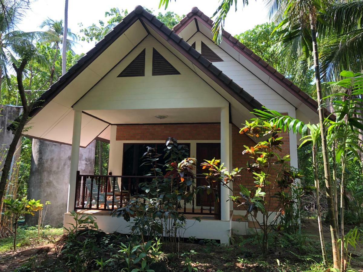 Laem Sai Bungalow Guest house *