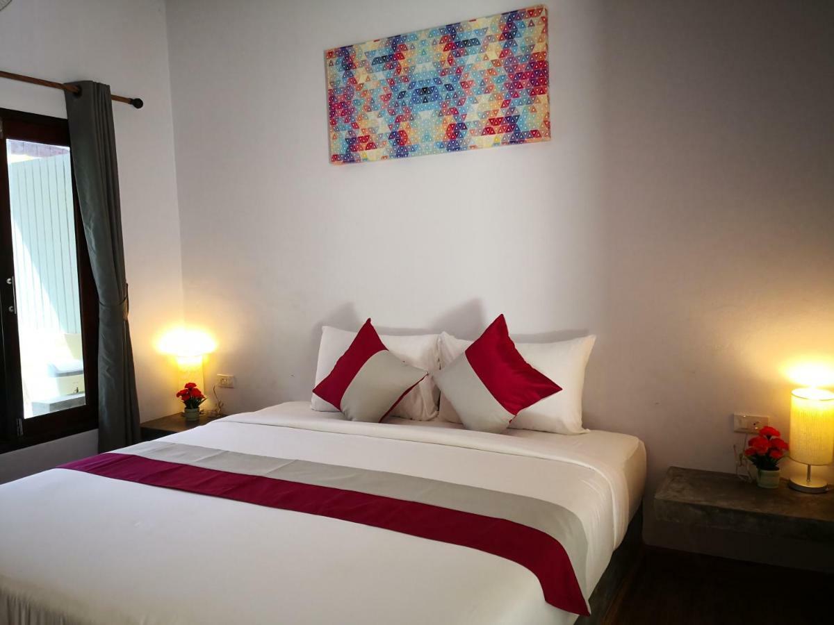 Baan Suan Rim Klong Resort 3*