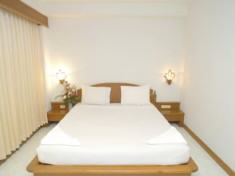 Hotel First Chaweng (Koh Samui)