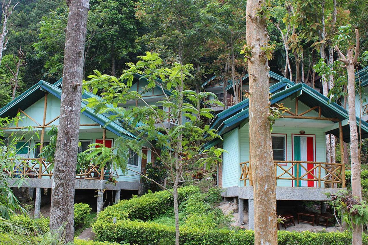 Chill Out Bar And Hostel *