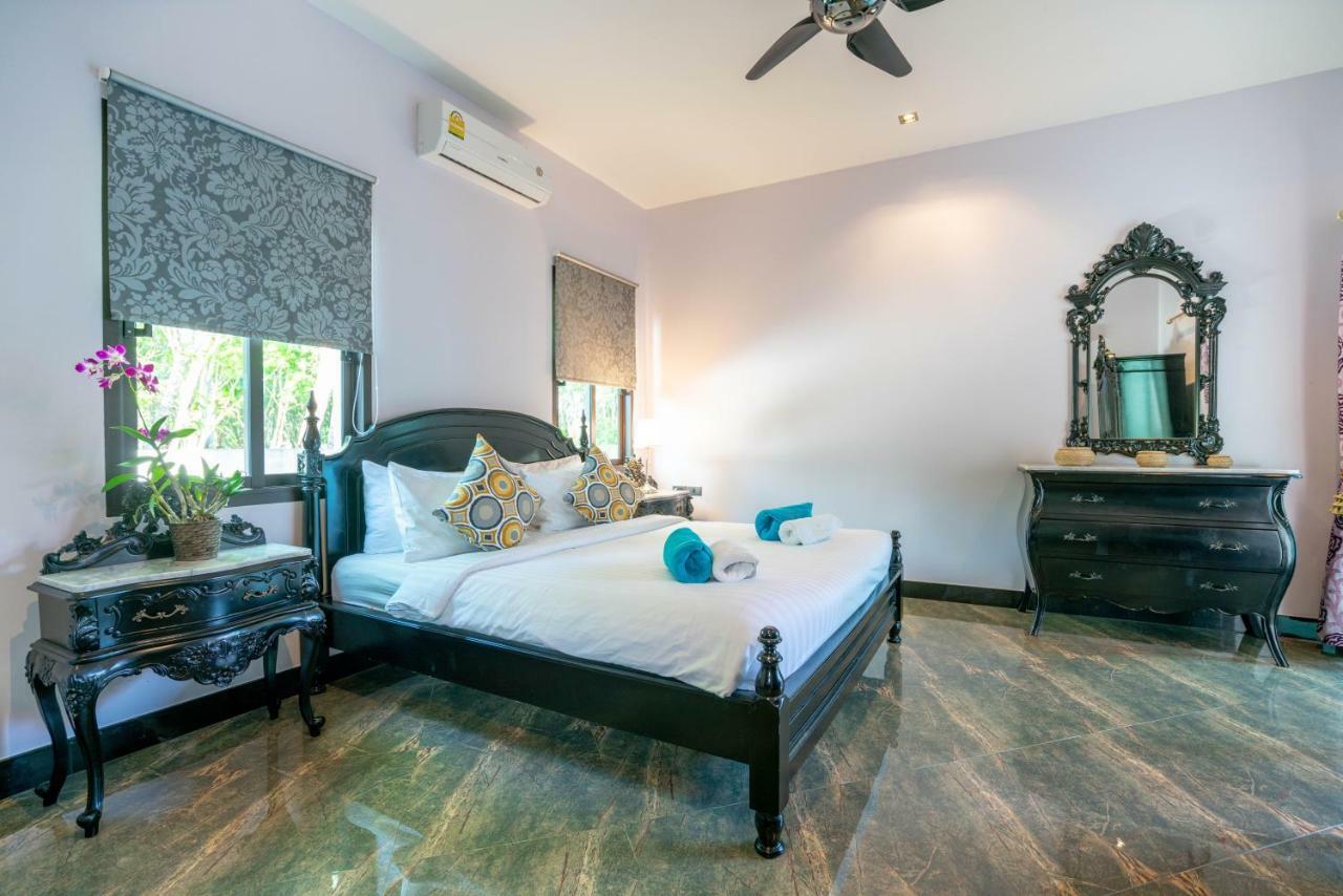 Pousada Jewels Phuket *