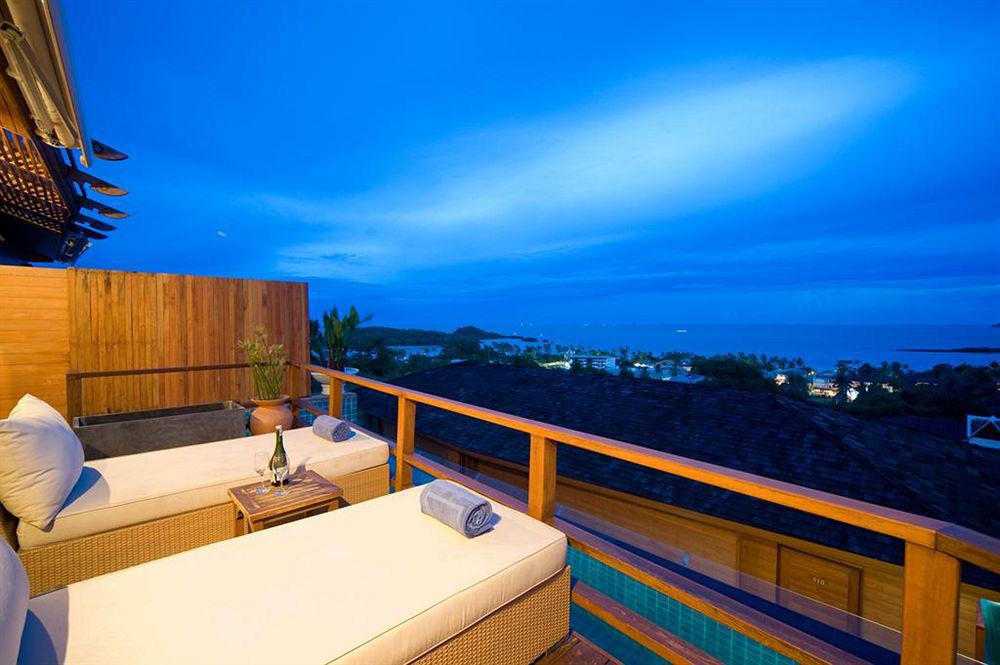 Kc & Over Water Hotel 4*