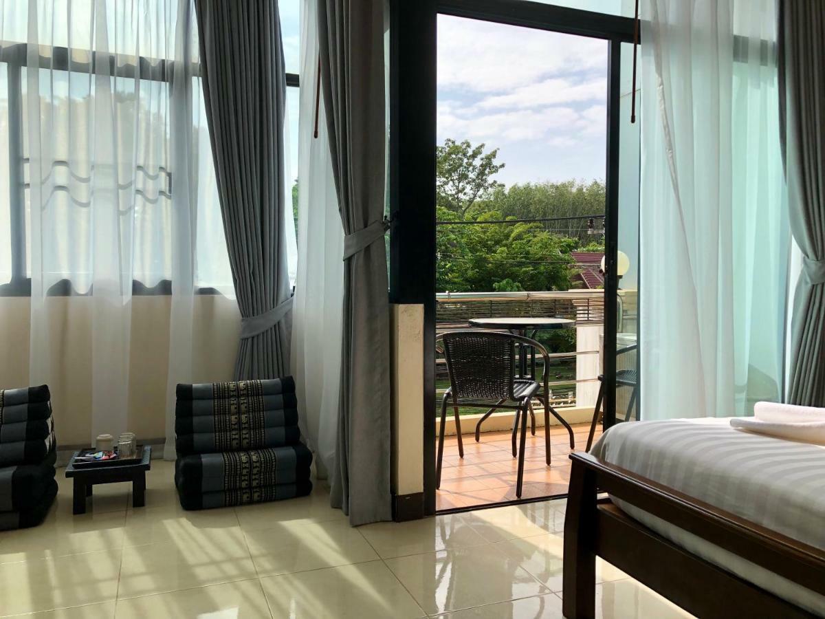 Cozy Restaurant & Bar Guest house 3*
