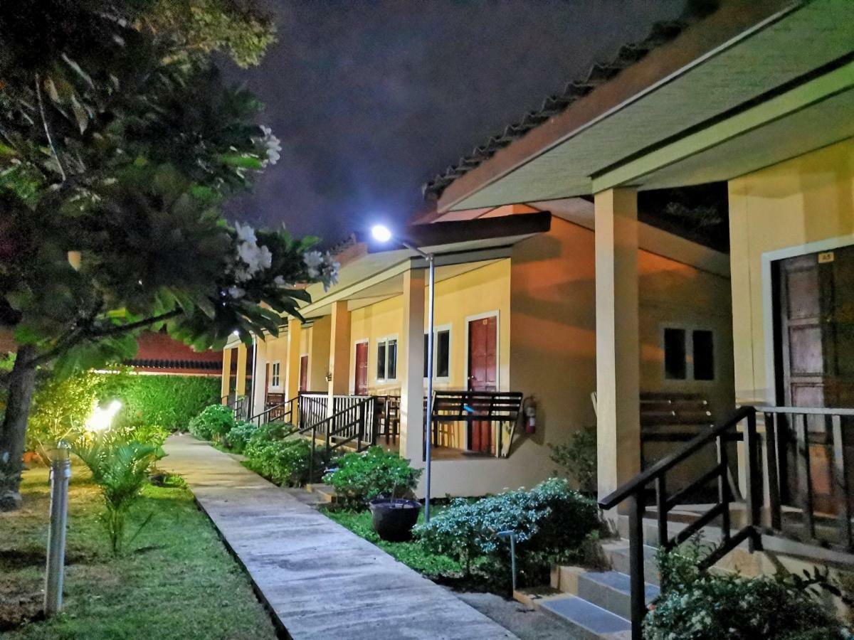 Ser-en-dip-i-ty - Sha Extra Resort 3*