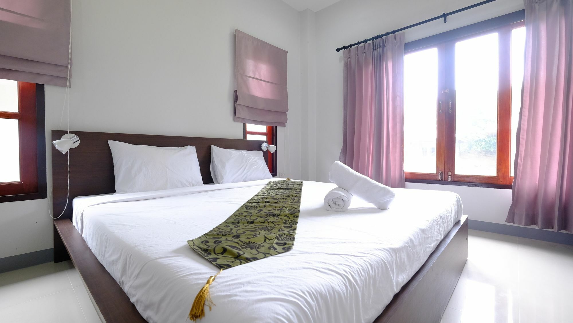Hotel V Garden 3*