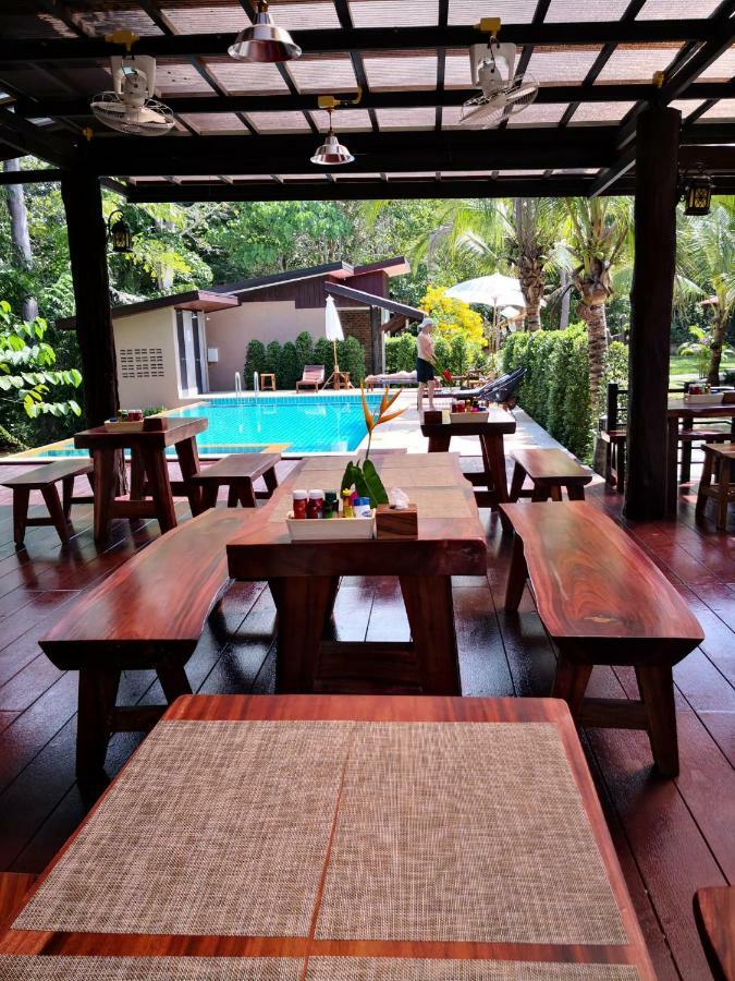 Baan Suan Rim Klong Resort 3*