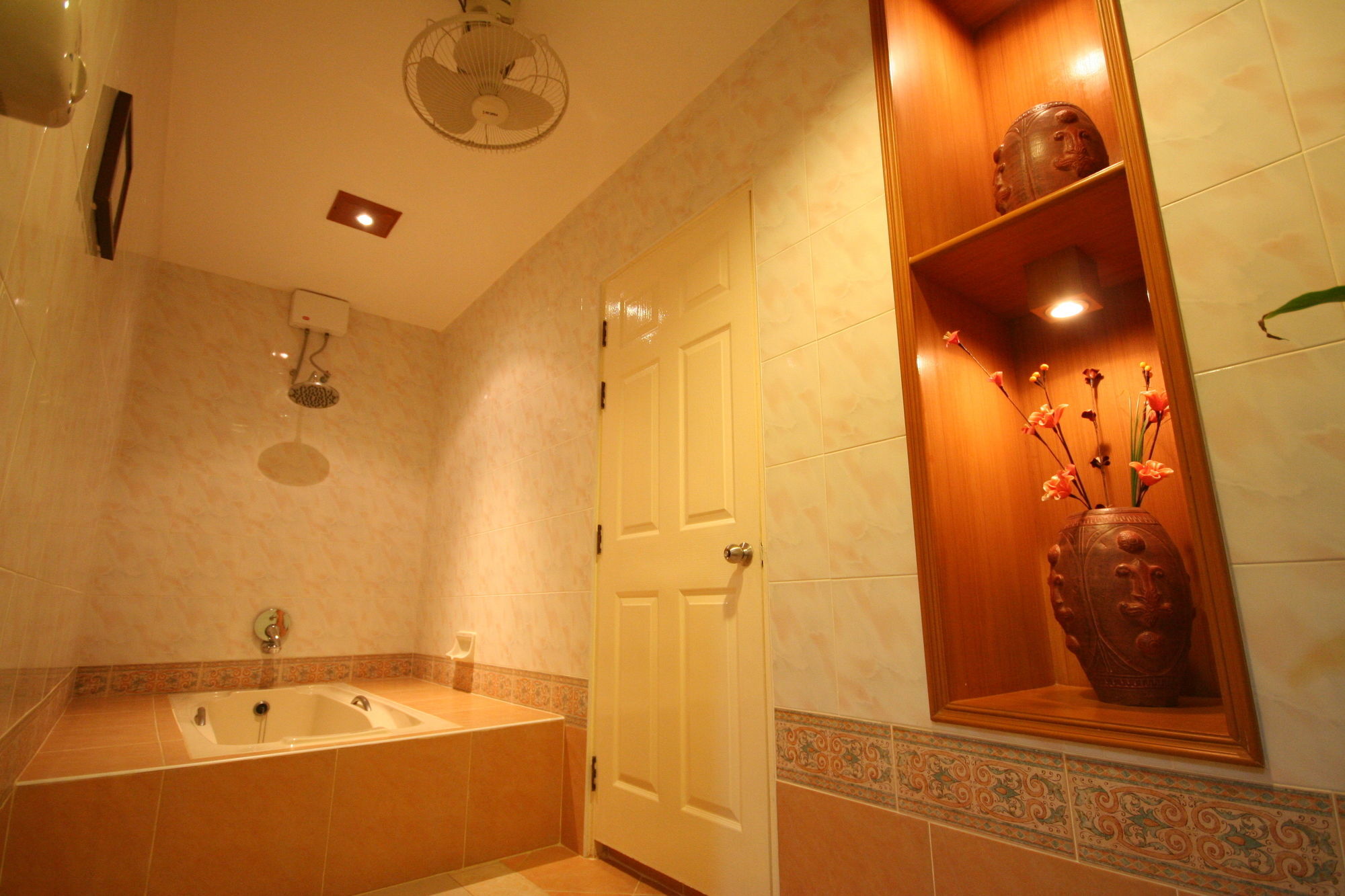 Hotel Budsaba & 3*