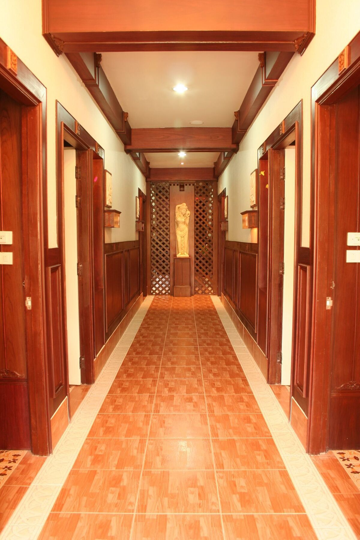 Budsaba &