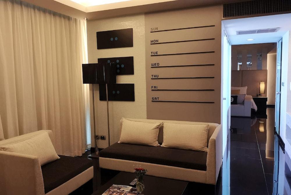 Hotel Tsix5 Quarter