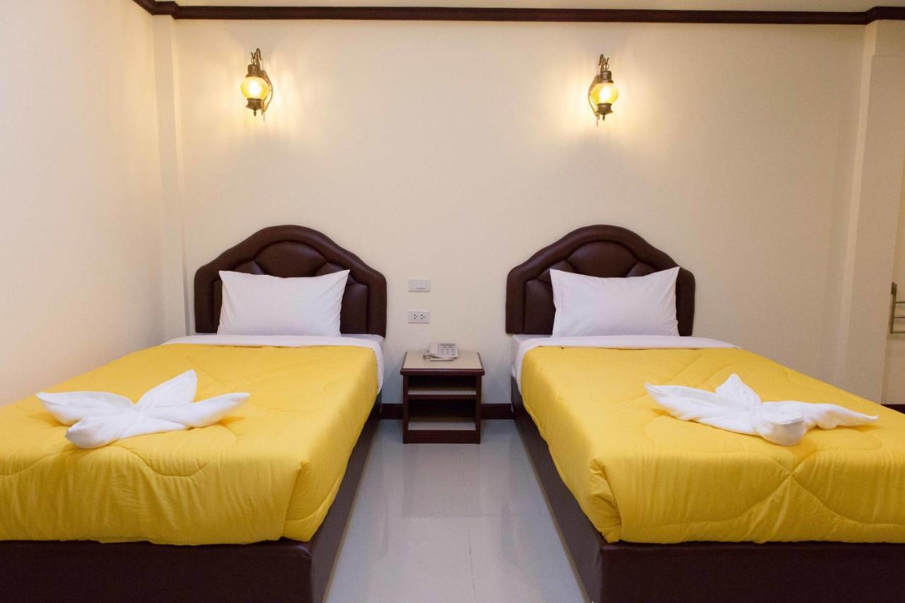 Hotel Honey House 3 3*