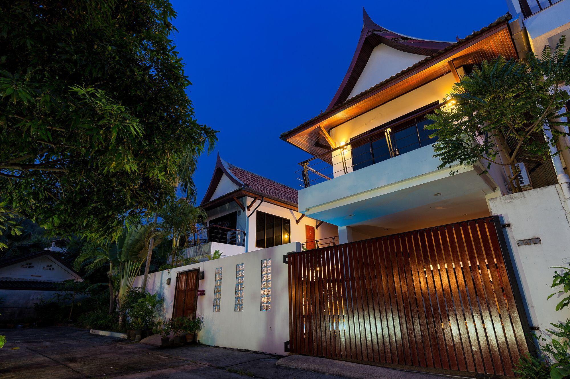 Pool Apartment Kata Beach (Phuket)