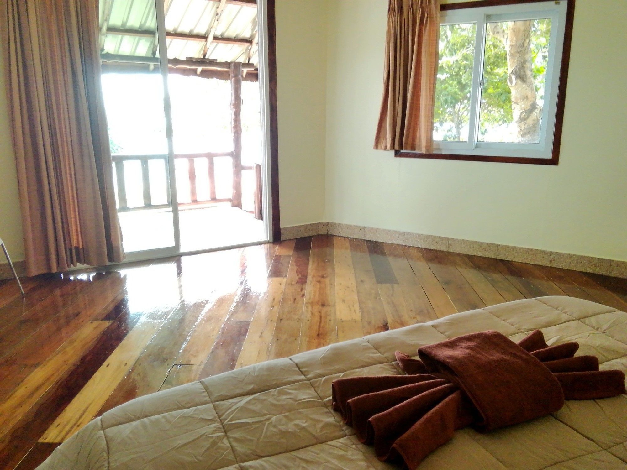 Kohjum Freedom Resort 3*