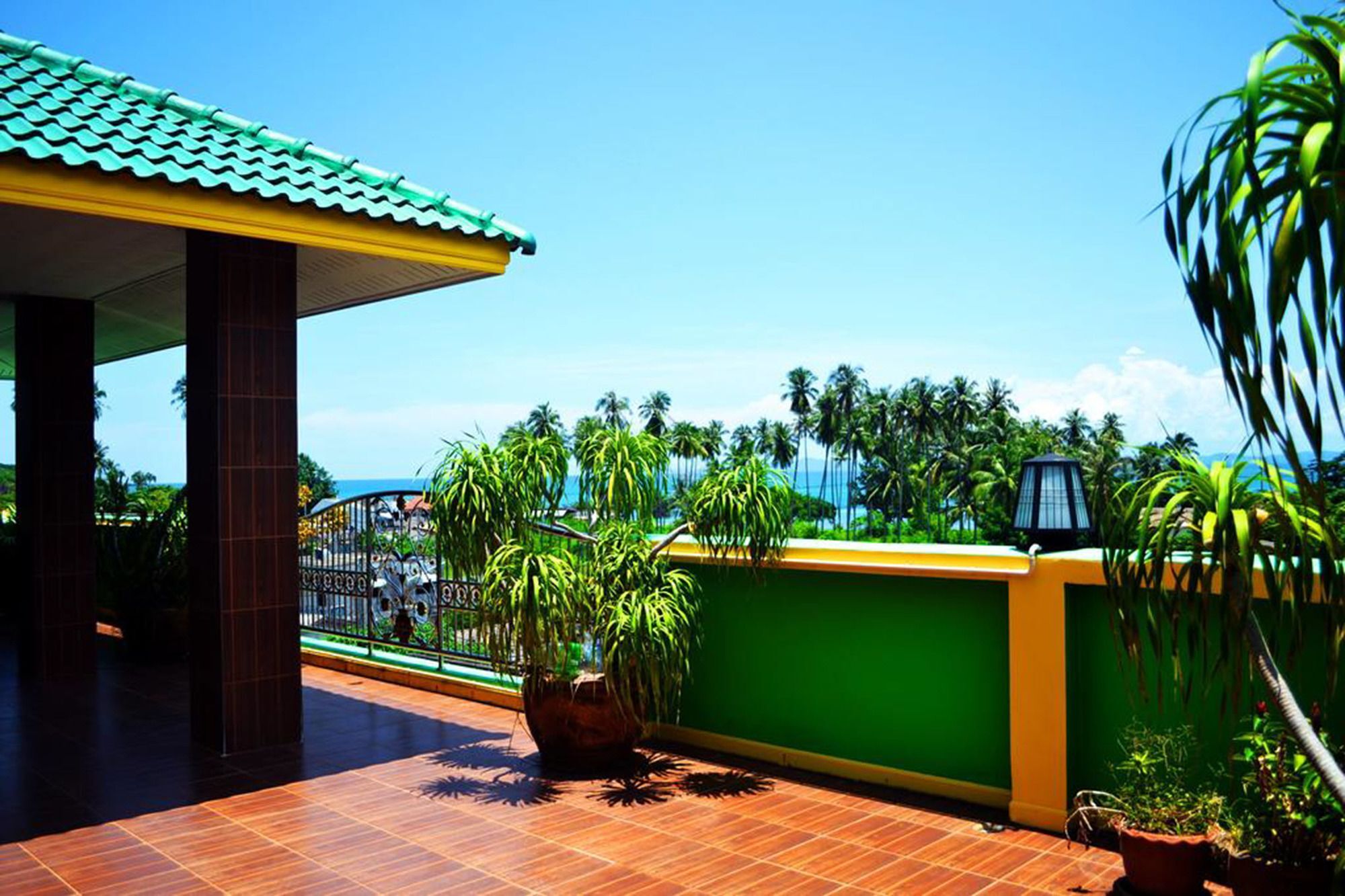 Sairougn Seaview 2*