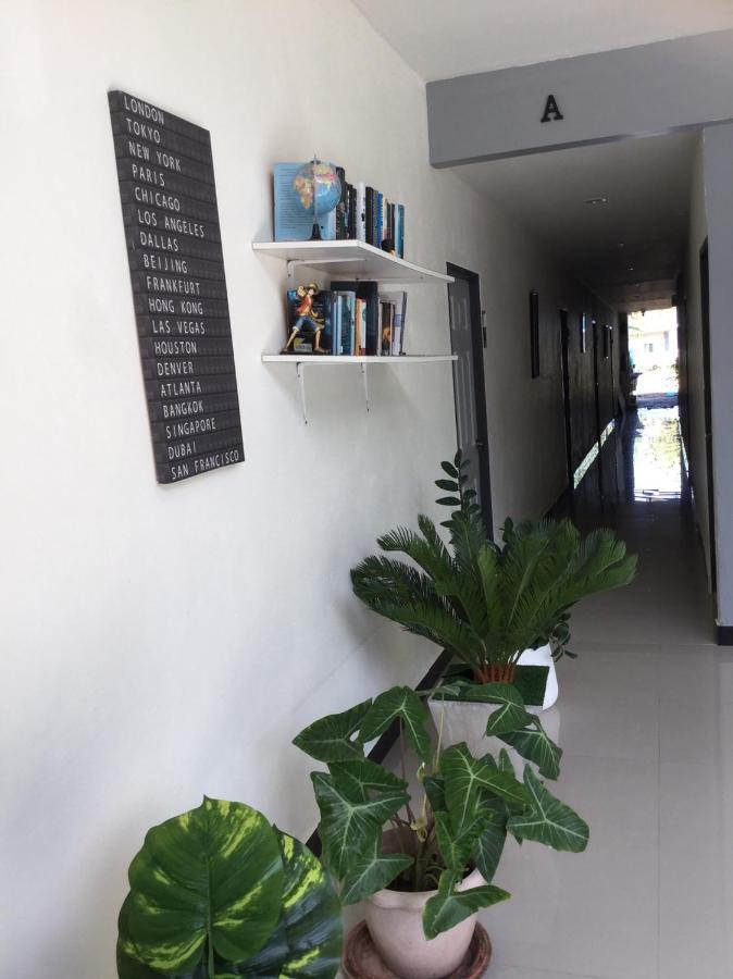 Wake Up @lanta : Cafe Hostel