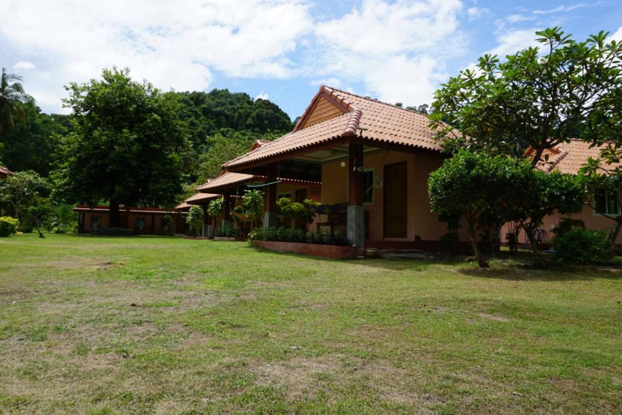 Kaimuk Thong Resort