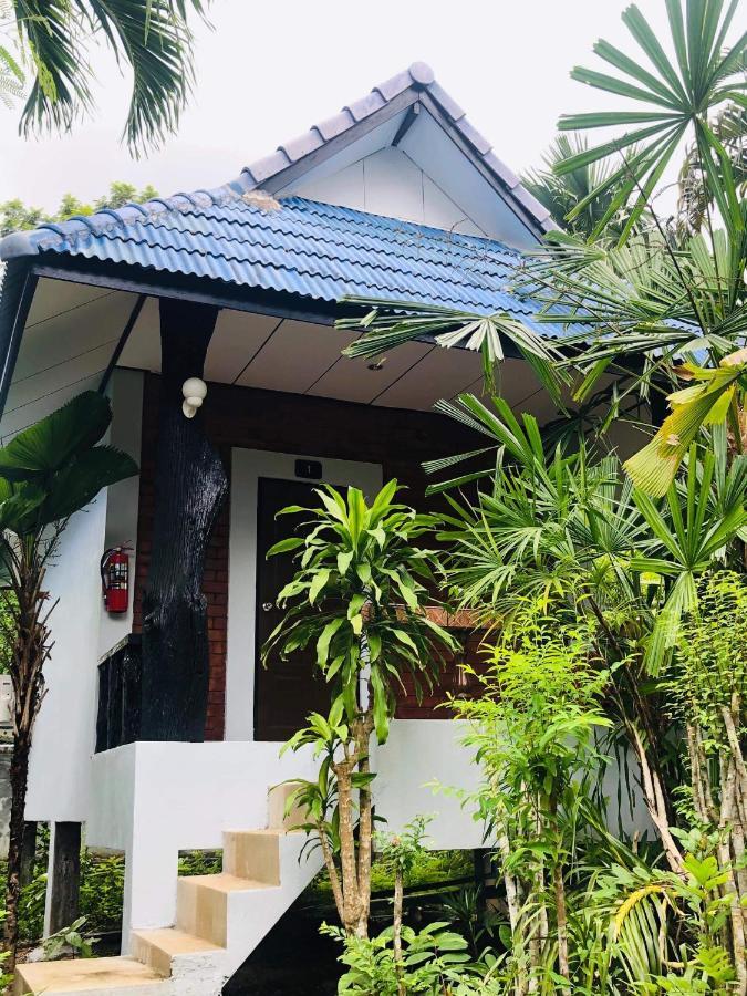 Lovely Lanta Resort