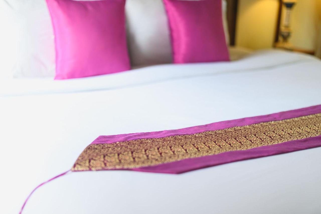Royal Lanta & Resort 4*