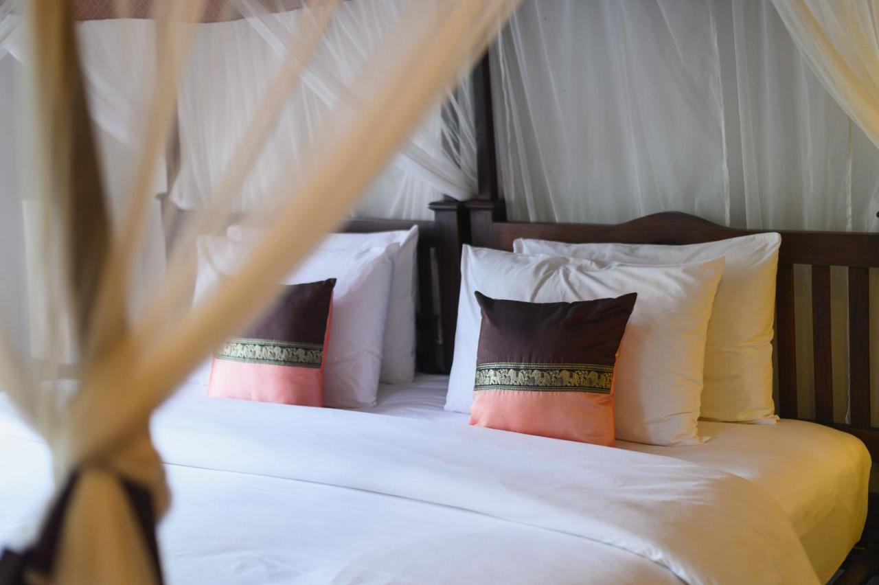 Royal Lanta & Resort